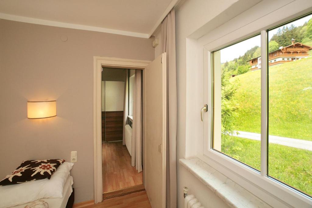 Edelweiss Am See Apartment Zell am See Room photo